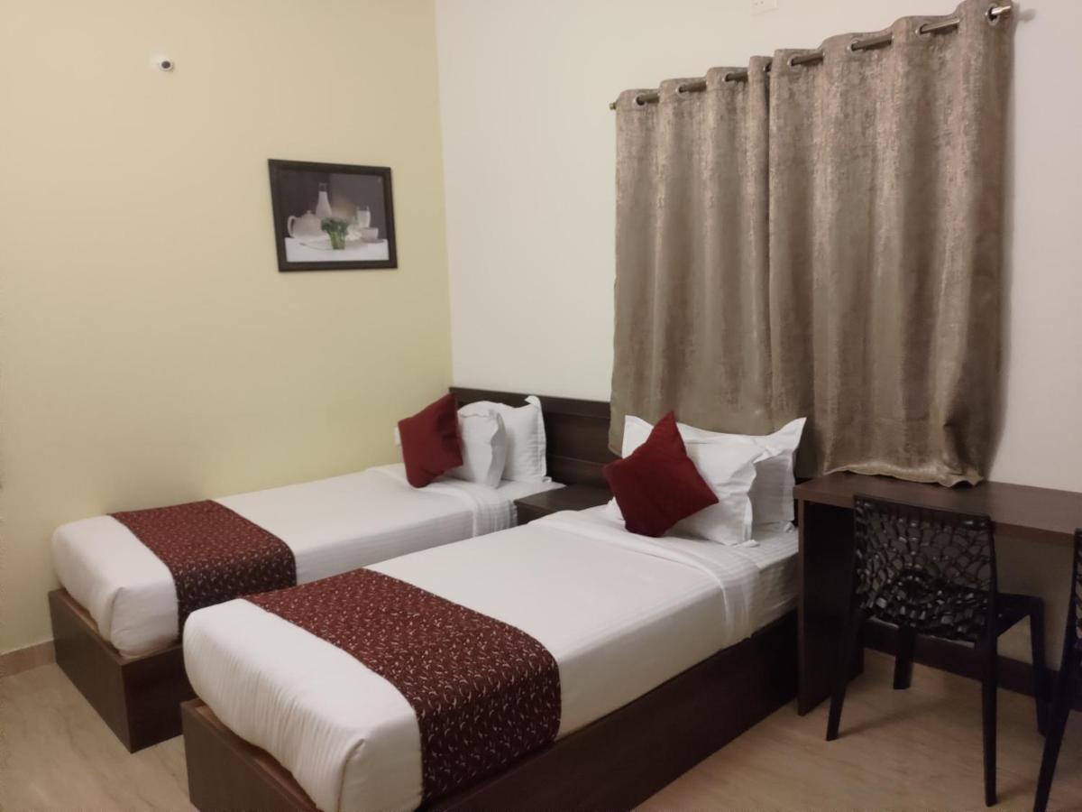 Hotel Bangalore Airport Inn, Near Kempegowda Airport, Airport Pickup & Drop Available 24X7 Devanahalli ภายนอก รูปภาพ