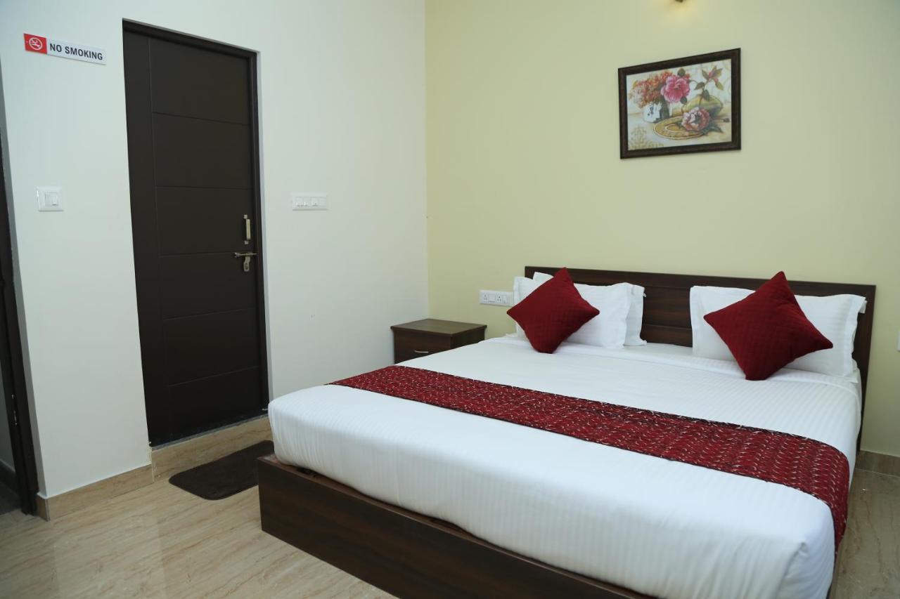 Hotel Bangalore Airport Inn, Near Kempegowda Airport, Airport Pickup & Drop Available 24X7 Devanahalli ภายนอก รูปภาพ